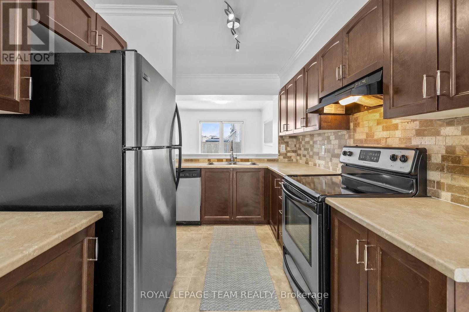 2751 Grand Canal Street, Ottawa, Ontario  K2J 0T1 - Photo 8 - X12810746