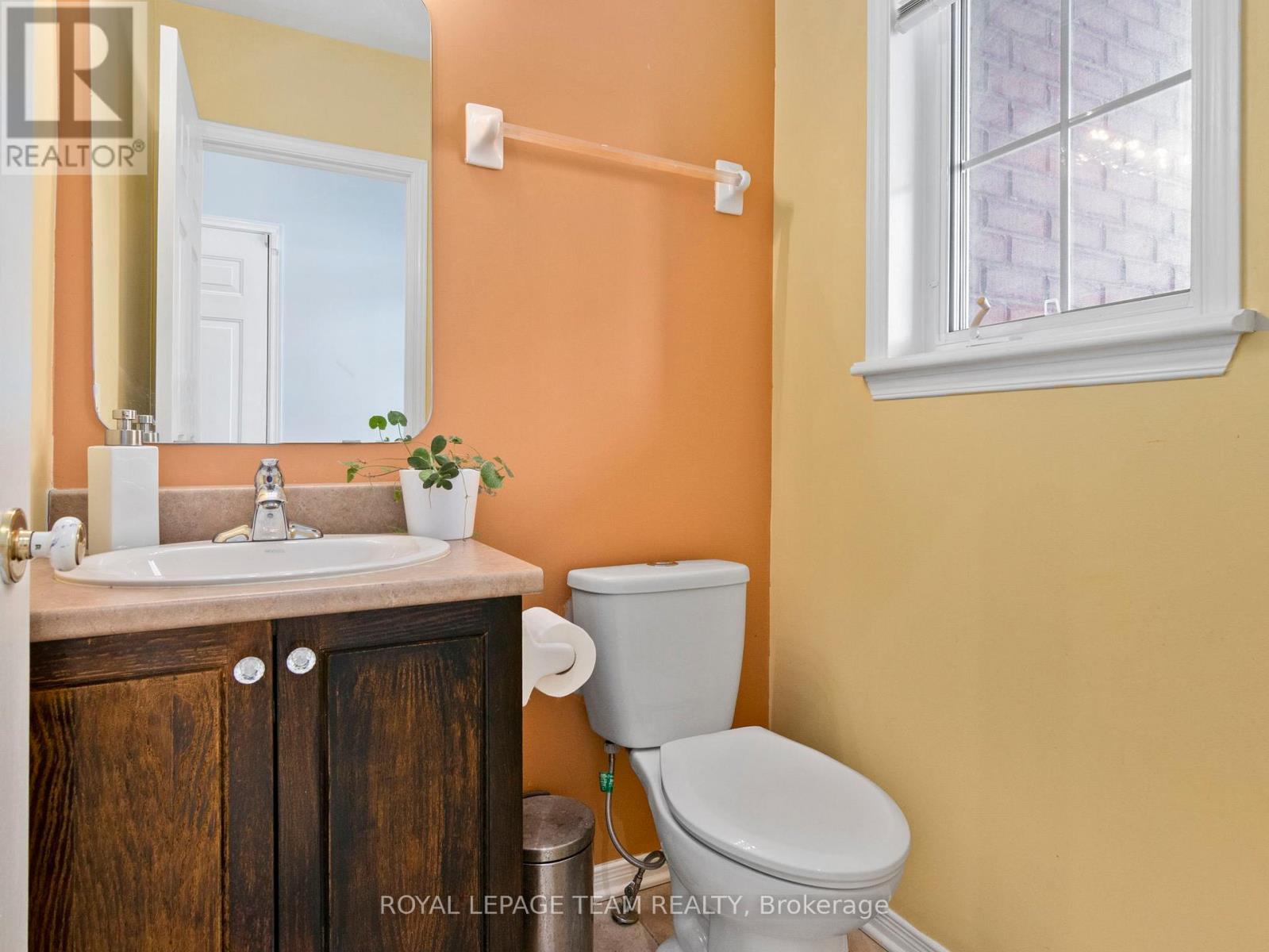 185 Deercroft Avenue, Ottawa, Ontario  K2J 5J3 - Photo 8 - X12810750