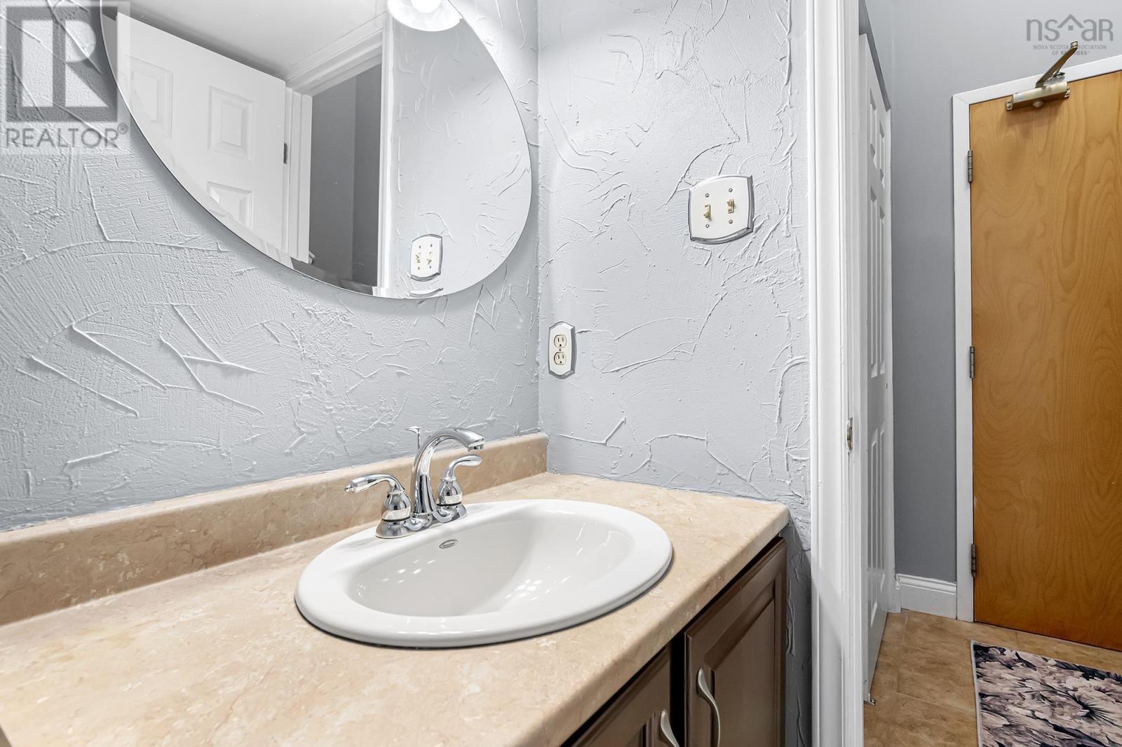 104 158 Farnham Gate Road, Halifax, Nova Scotia  B3K 4X8 - Photo 16 - 202603204