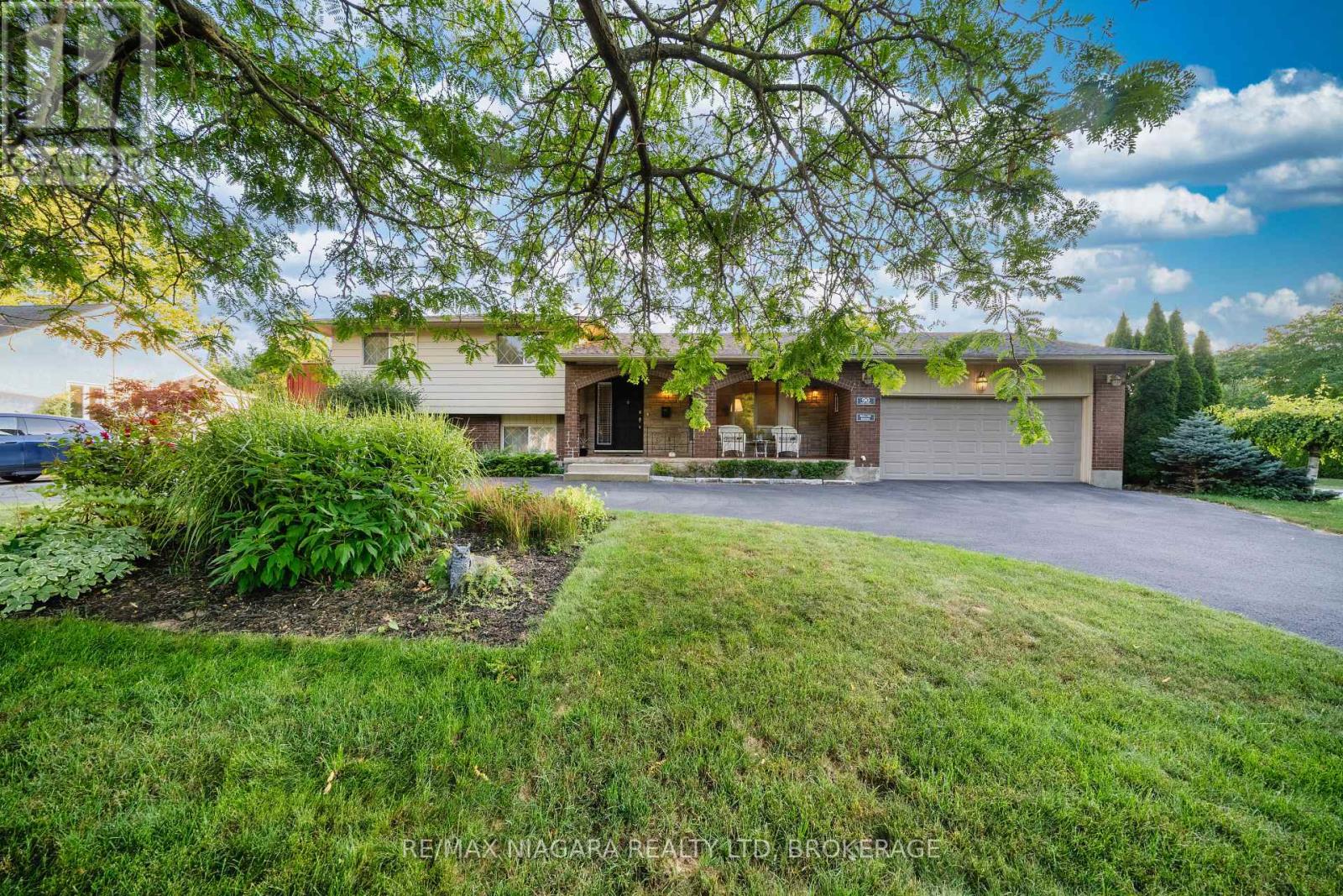 90 Mary Street, Niagara-On-The-Lake, Ontario  L0S 1J0 - Photo 2 - X12810762