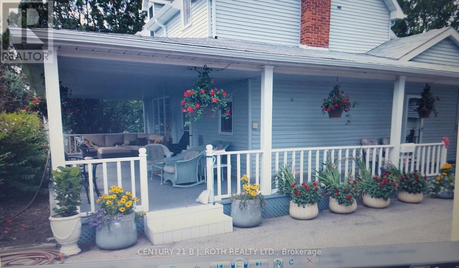 70 Baldwin Lane, Barrie, Ontario  L4N 2W3 - Photo 2 - S12722008