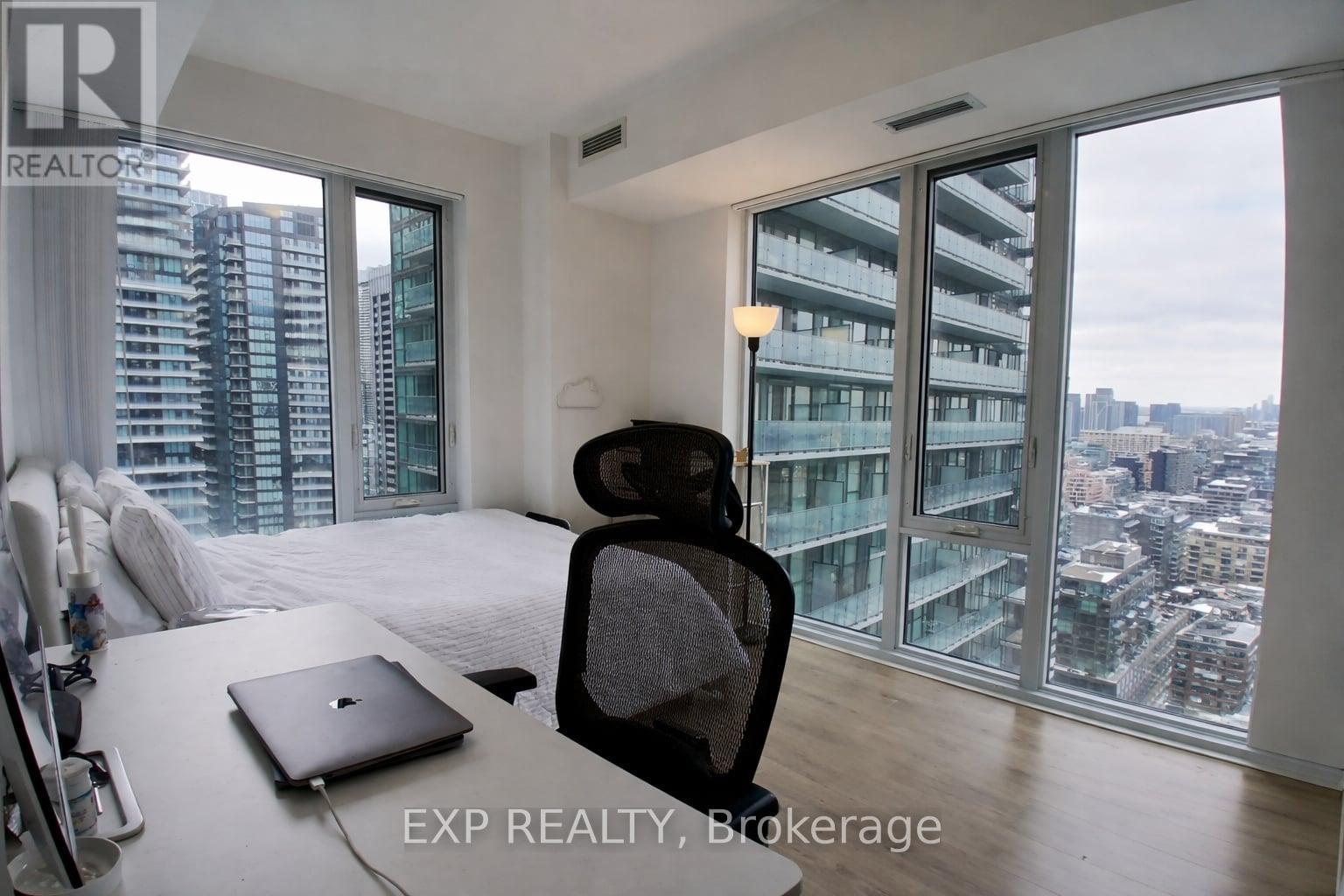 3323 - 28 Widmer Street, Toronto, Ontario  M5V 0T2 - Photo 5 - C12810734