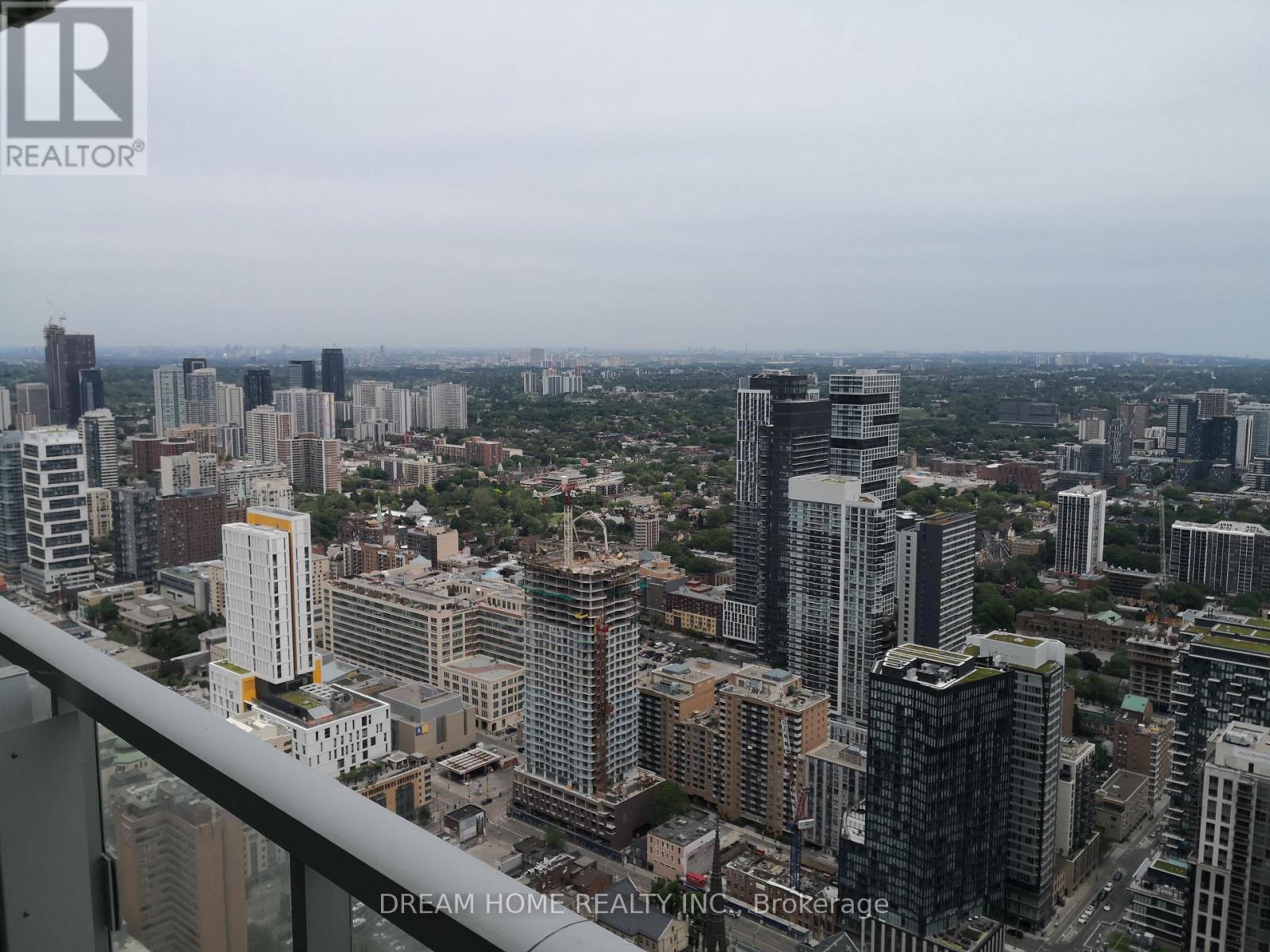 5304 - 197 Yonge Street, Toronto, Ontario  M5B 0C1 - Photo 8 - C12810764