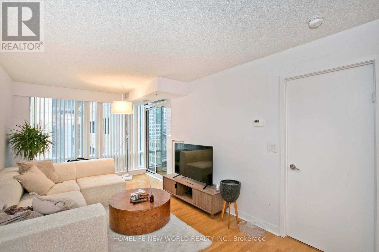 809 - 295 Adelaide Street W, Toronto, Ontario  M5V 0L4 - Photo 4 - C12810768