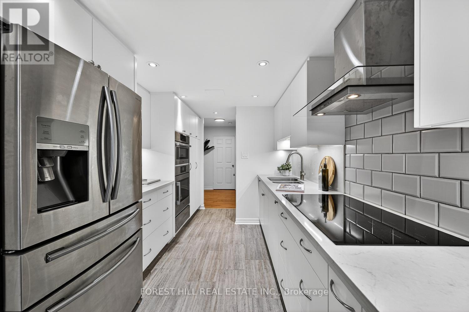 701a - 280 Simcoe Street, Toronto, Ontario  M5T 2Y5 - Photo 21 - C12810770