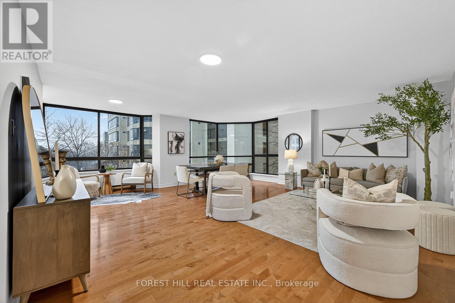 701a - 280 Simcoe Street, Toronto, Ontario  M5T 2Y5 - Photo 3 - C12810770