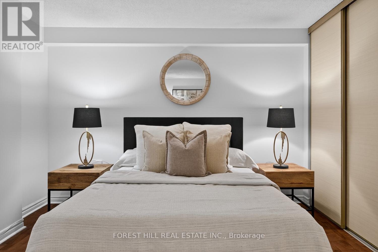 701a - 280 Simcoe Street, Toronto, Ontario  M5T 2Y5 - Photo 31 - C12810770