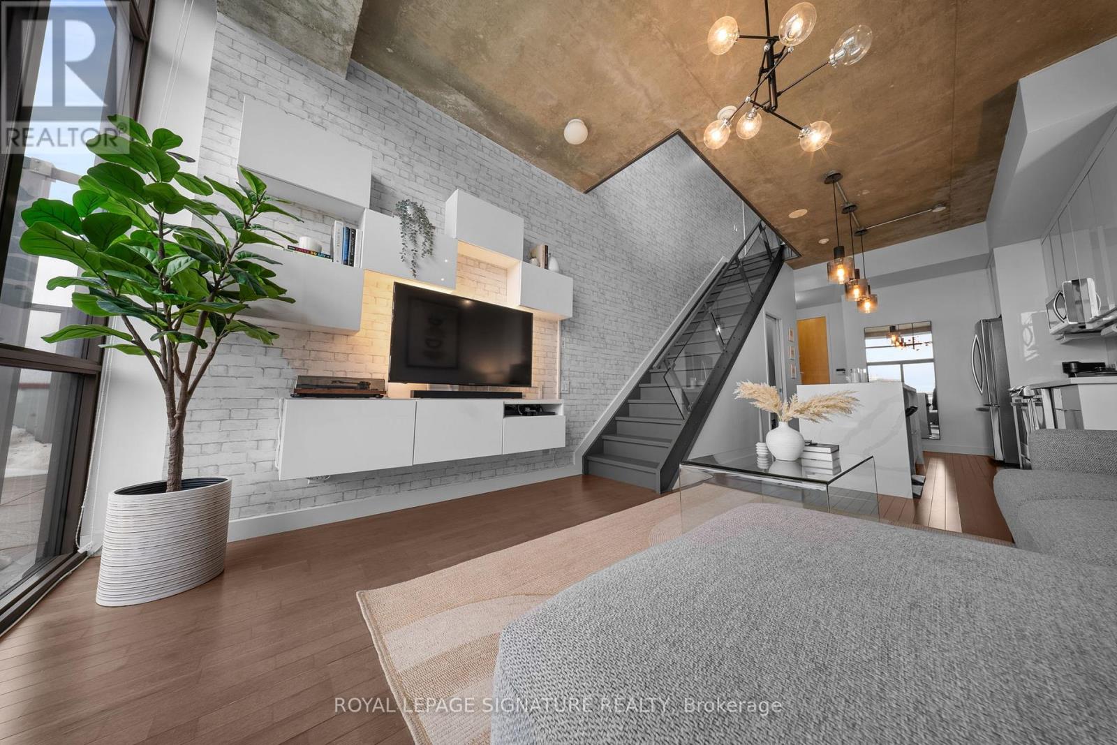 606 - 33 Mill Street, Toronto, Ontario  M5A 3R3 - Photo 14 - C12810794