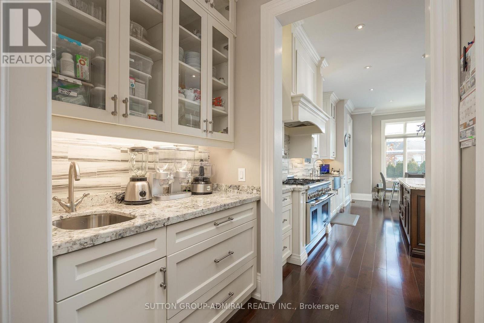 669 Bedford Park Avenue, Toronto, Ontario  M5M 1K4 - Photo 20 - C12810810