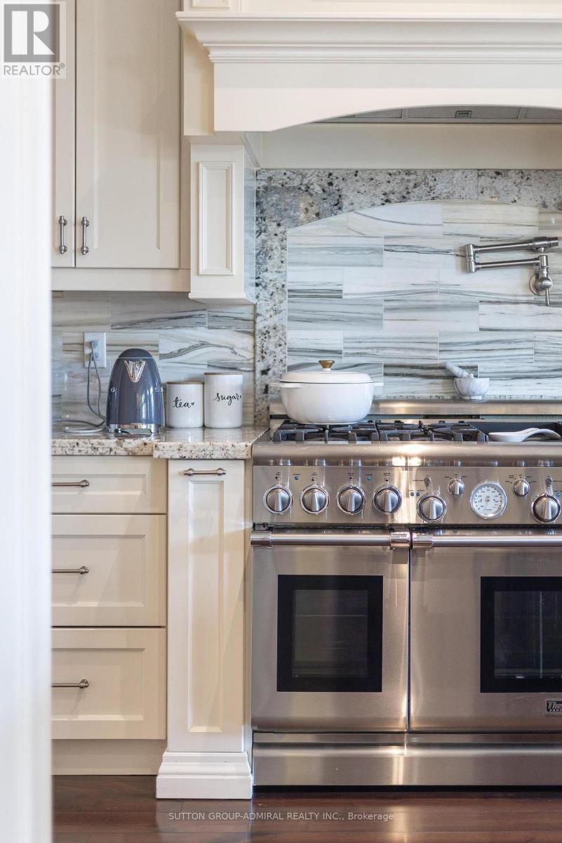 669 Bedford Park Avenue, Toronto, Ontario  M5M 1K4 - Photo 22 - C12810810