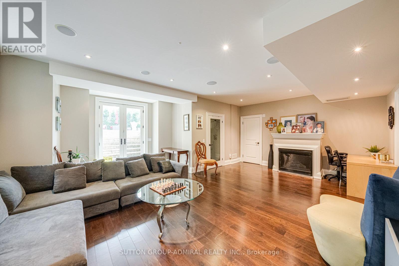669 Bedford Park Avenue, Toronto, Ontario  M5M 1K4 - Photo 37 - C12810810