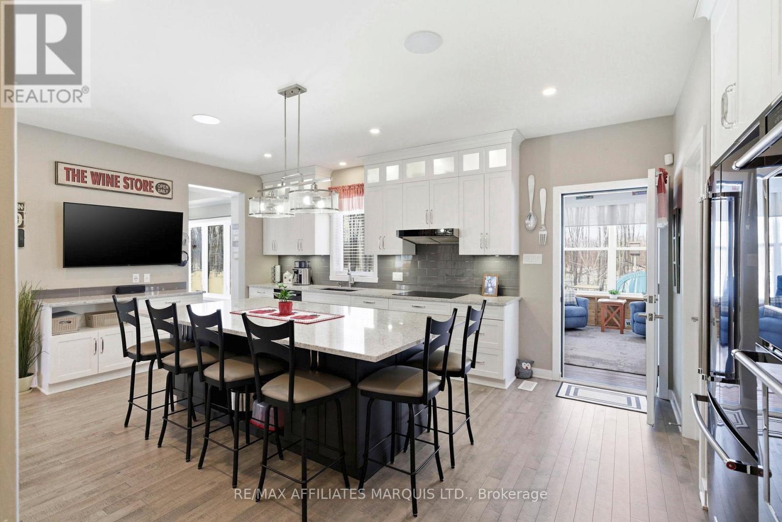 6625 Sutherland Avenue, South Glengarry, Ontario  K6H 7J3 - Photo 10 - X12810790