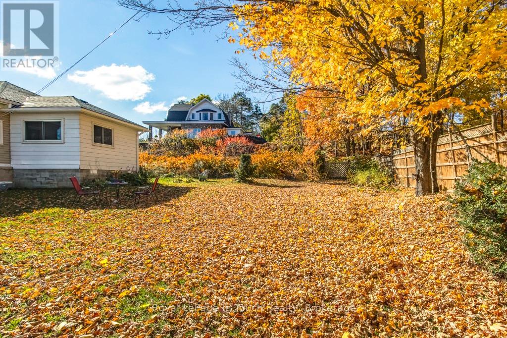 450 Assiniboia Street, Tay, Ontario  L0K 1R0 - Photo 24 - S12774362