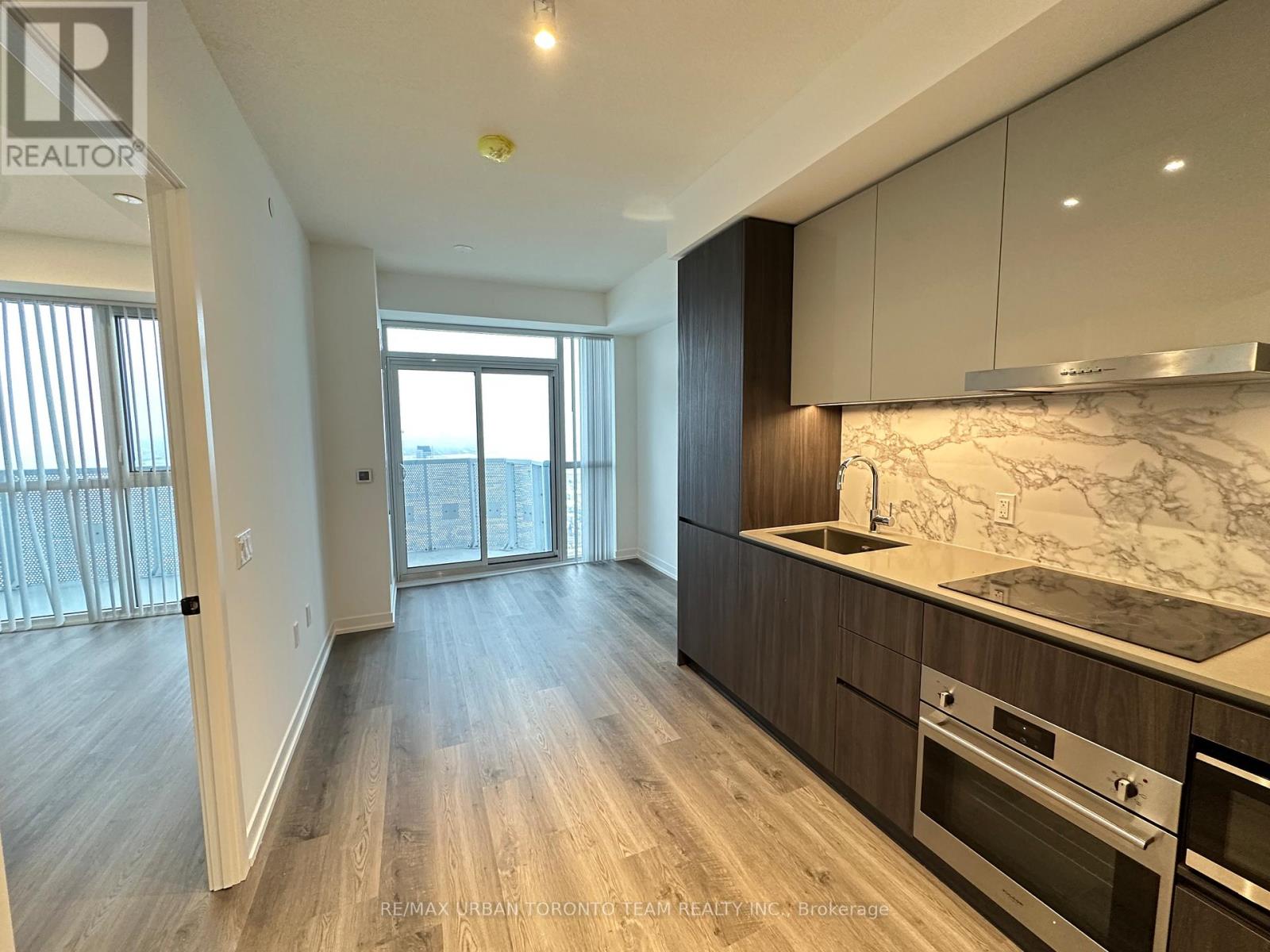 4808 - 8 Interchange Way, Vaughan, Ontario  L4K 5Z7 - Photo 2 - N12810784