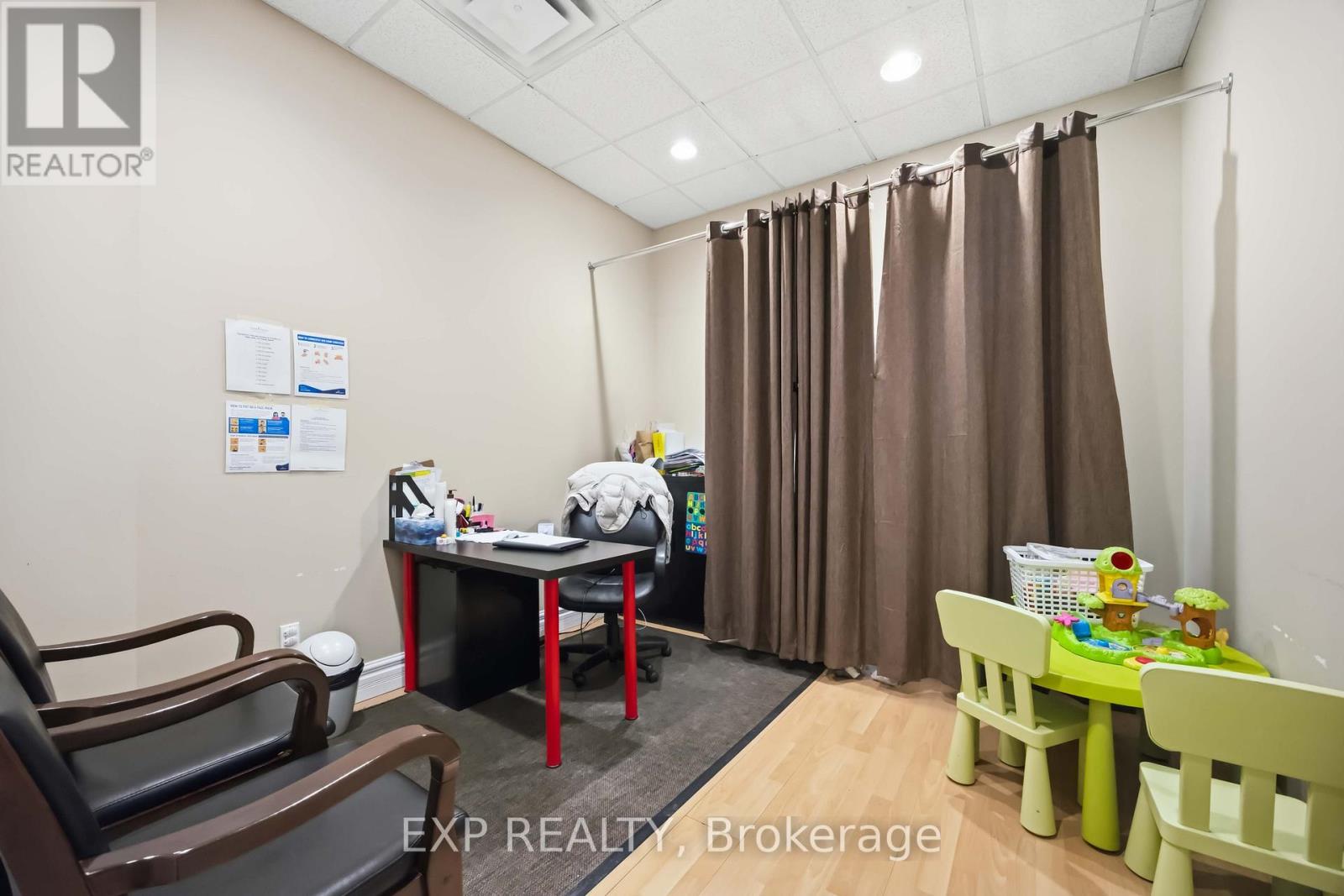 22 - 120 West Beaver Creek Road, Richmond Hill, Ontario  L4B 1L2 - Photo 34 - N12785718