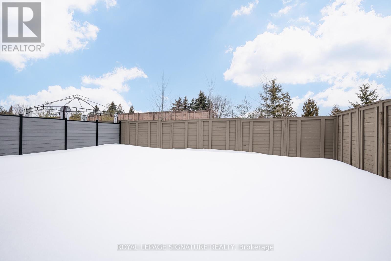 71 Maple Fields Circle, Aurora, Ontario  L4G 3X6 - Photo 46 - N12792666
