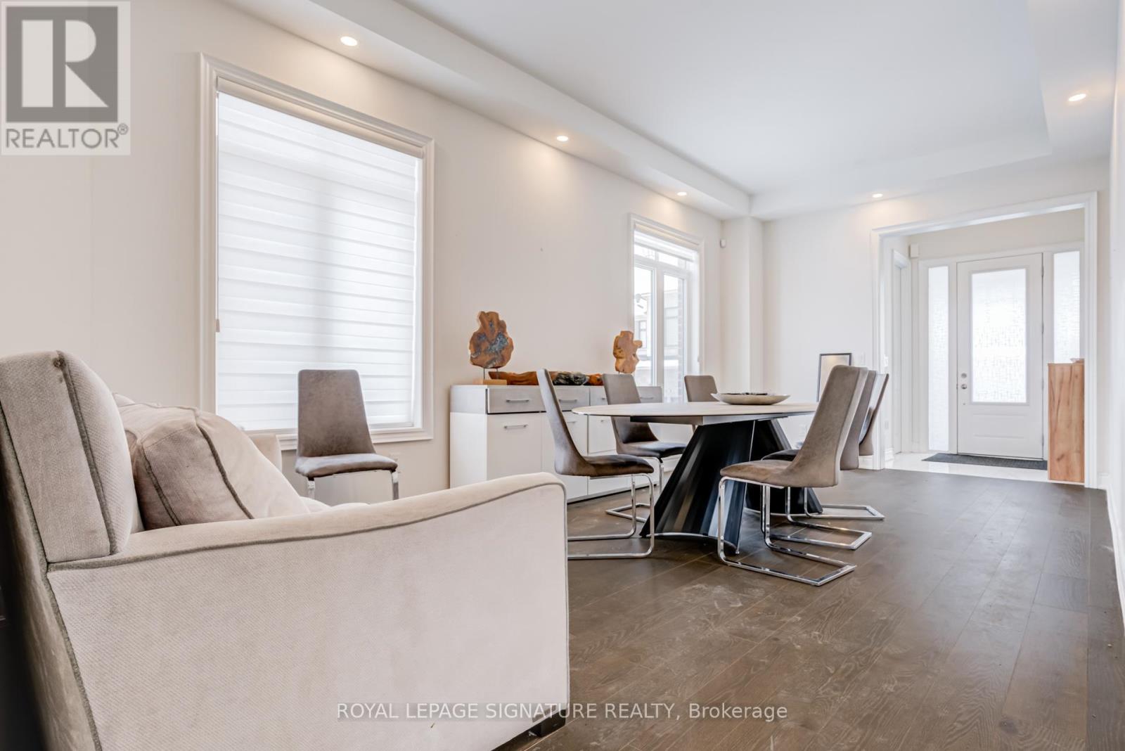 71 Maple Fields Circle, Aurora, Ontario  L4G 3X6 - Photo 6 - N12792666