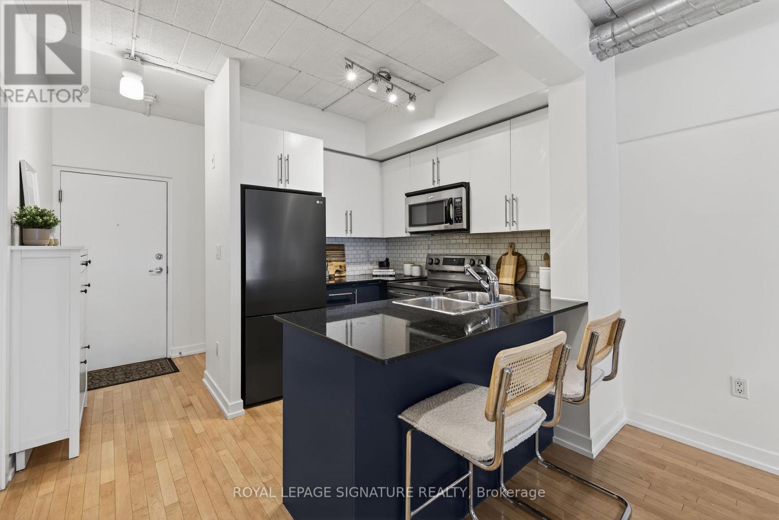 213 - 1100 Lansdowne Avenue, Toronto, Ontario  M6H 4K1 - Photo 14 - W12810714