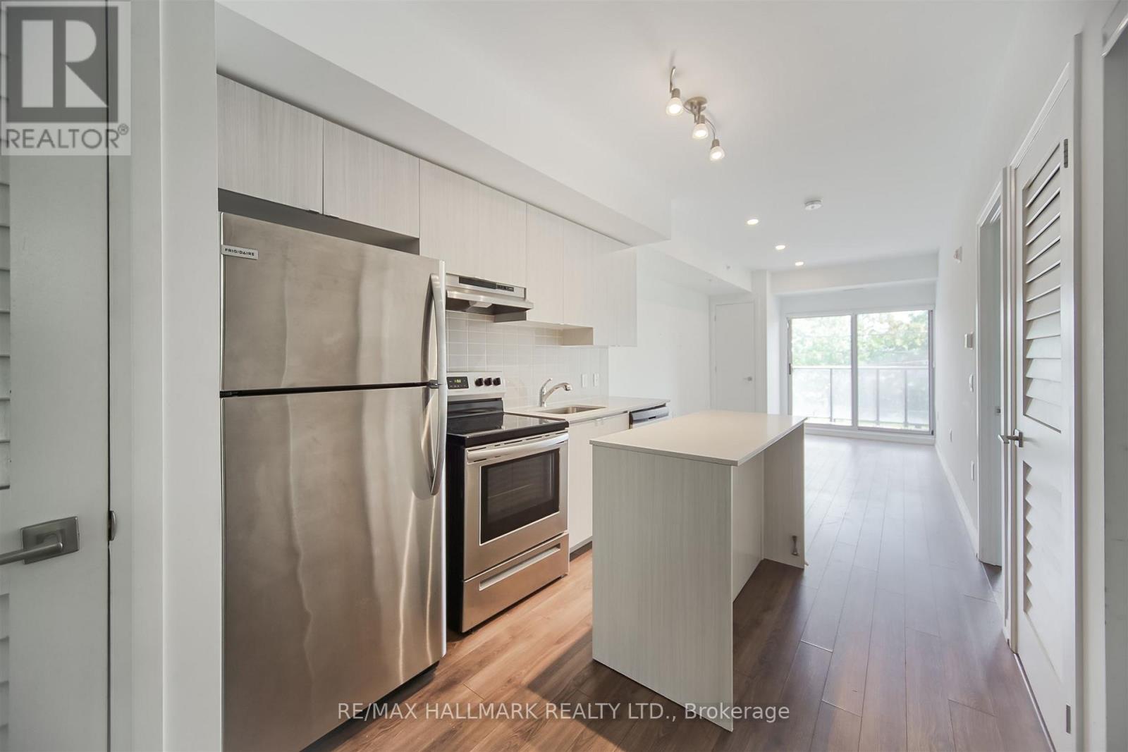 208 - 408 Browns Line, Toronto, Ontario M8W 0C3 - Photo 12 - W12810754