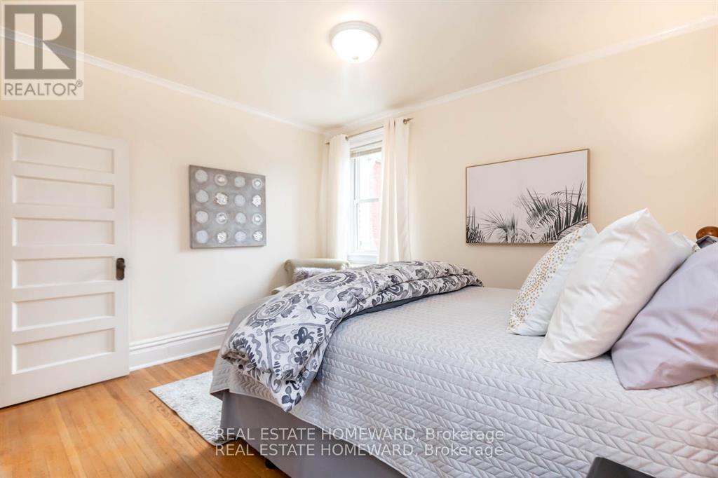 Main - 92 Indian Road, Toronto, Ontario  M6R 2V4 - Photo 15 - W12810766