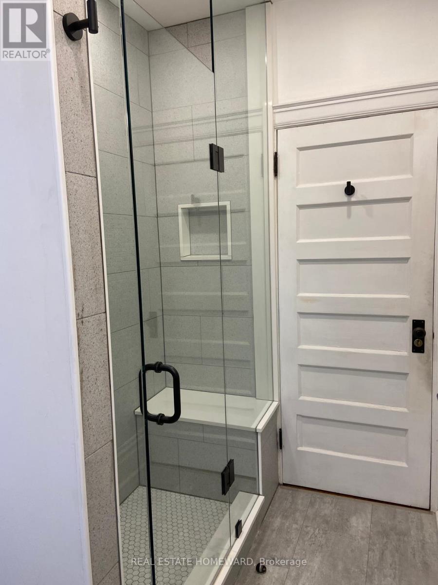 Main - 92 Indian Road, Toronto, Ontario  M6R 2V4 - Photo 16 - W12810766