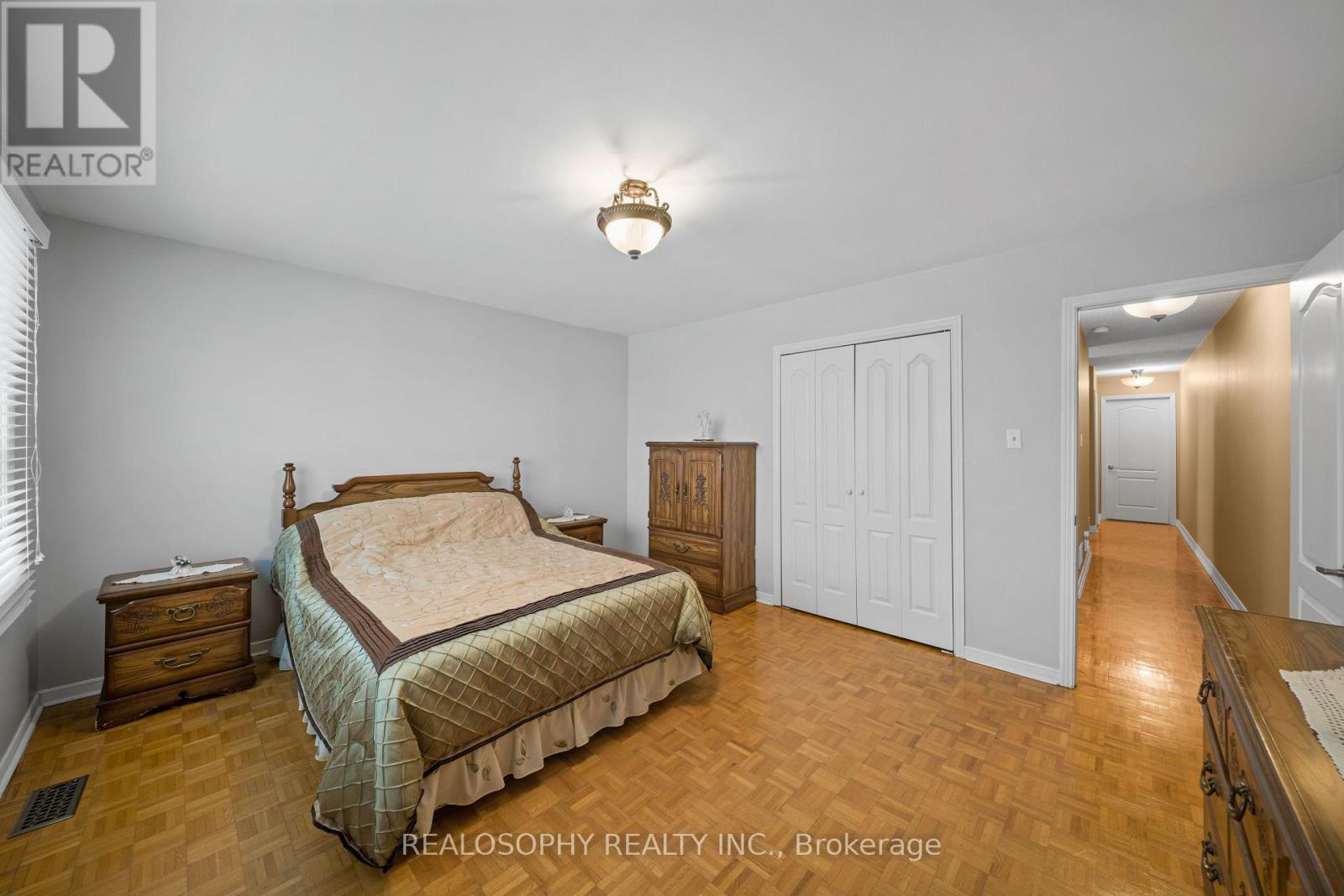 66 Primrose Avenue, Toronto, Ontario  M6H 3V3 - Photo 13 - W12810796