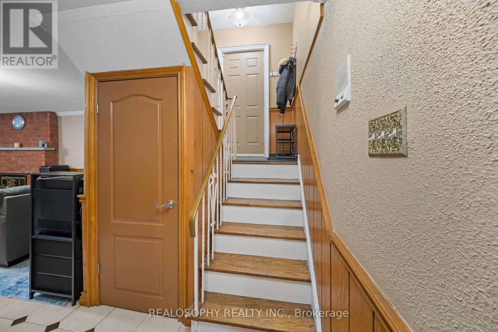 66 Primrose Avenue, Toronto, Ontario  M6H 3V3 - Photo 21 - W12810796