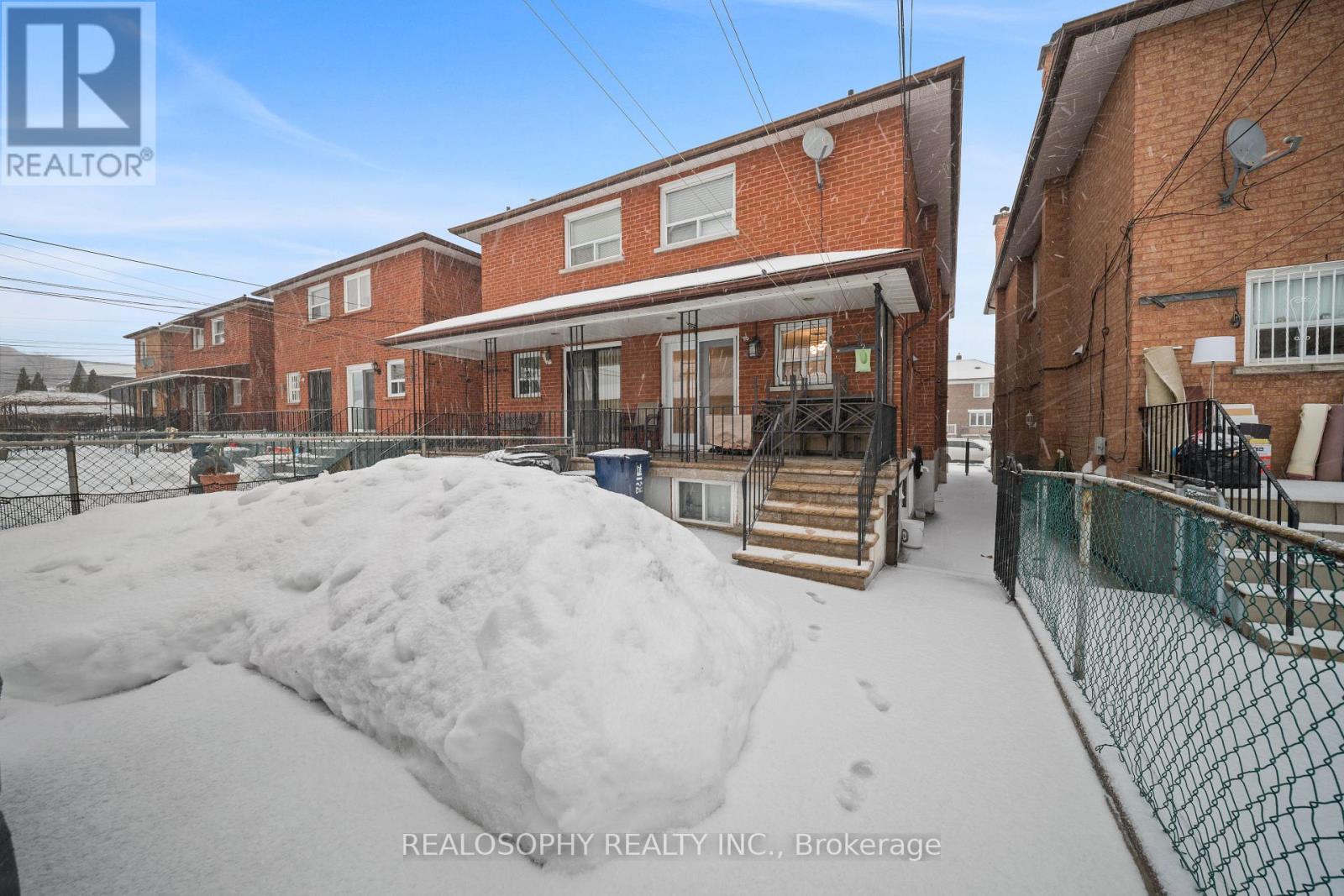 66 Primrose Avenue, Toronto, Ontario  M6H 3V3 - Photo 30 - W12810796