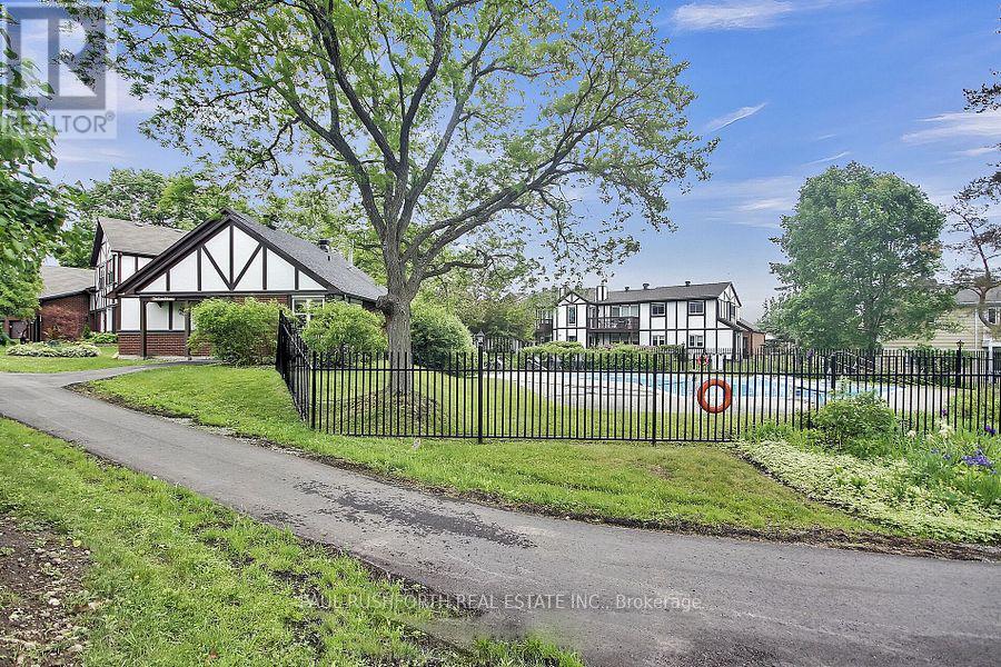 B - 8 Stonehill Court, Ottawa, Ontario  K2M 1E5 - Photo 39 - X12806854