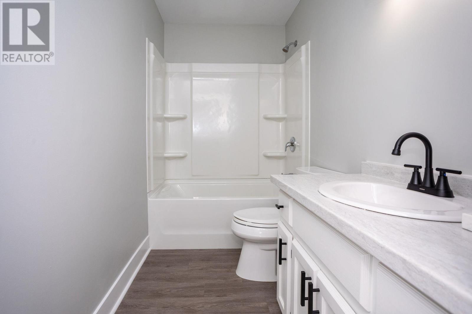 #5 8 Glen Stewart Drive, Stratford, Prince Edward Island  C1B 2B3 - Photo 19 - 202603207