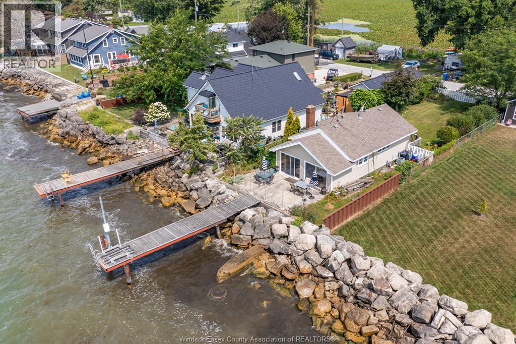 MLS# 26003636: 499 LAKESIDE DRIVE, Harrow, Canada