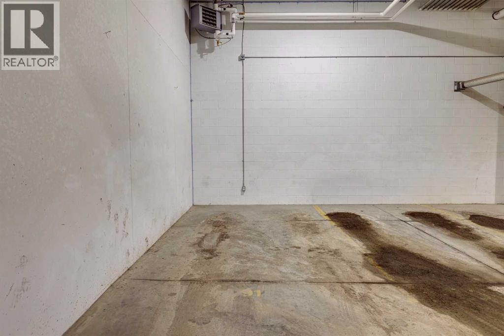 208, 30 Shawnee Common Sw, Calgary, Alberta  T2Y 0R1 - Photo 15 - A2282472