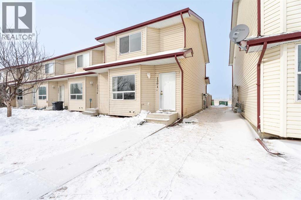 1301 Eagleview Place Nw, High River, Alberta  T1V 1Y8 - Photo 1 - A2287770