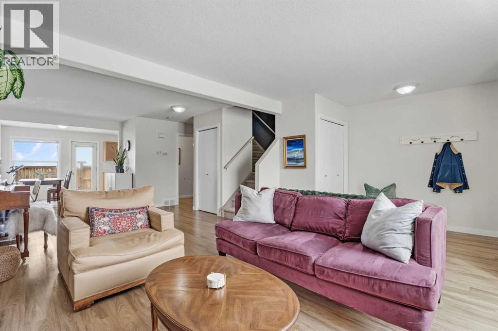 1301 Eagleview Place Nw, High River, Alberta  T1V 1Y8 - Photo 5 - A2287770