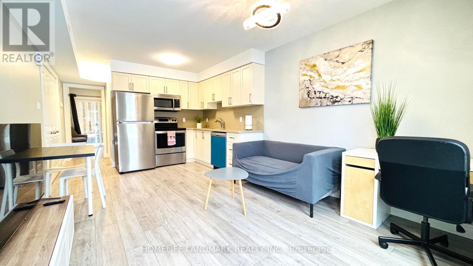 6 - 122 Courtland Avenue E, Kitchener, Ontario  N2G 0B8 - Photo 7 - X12810742