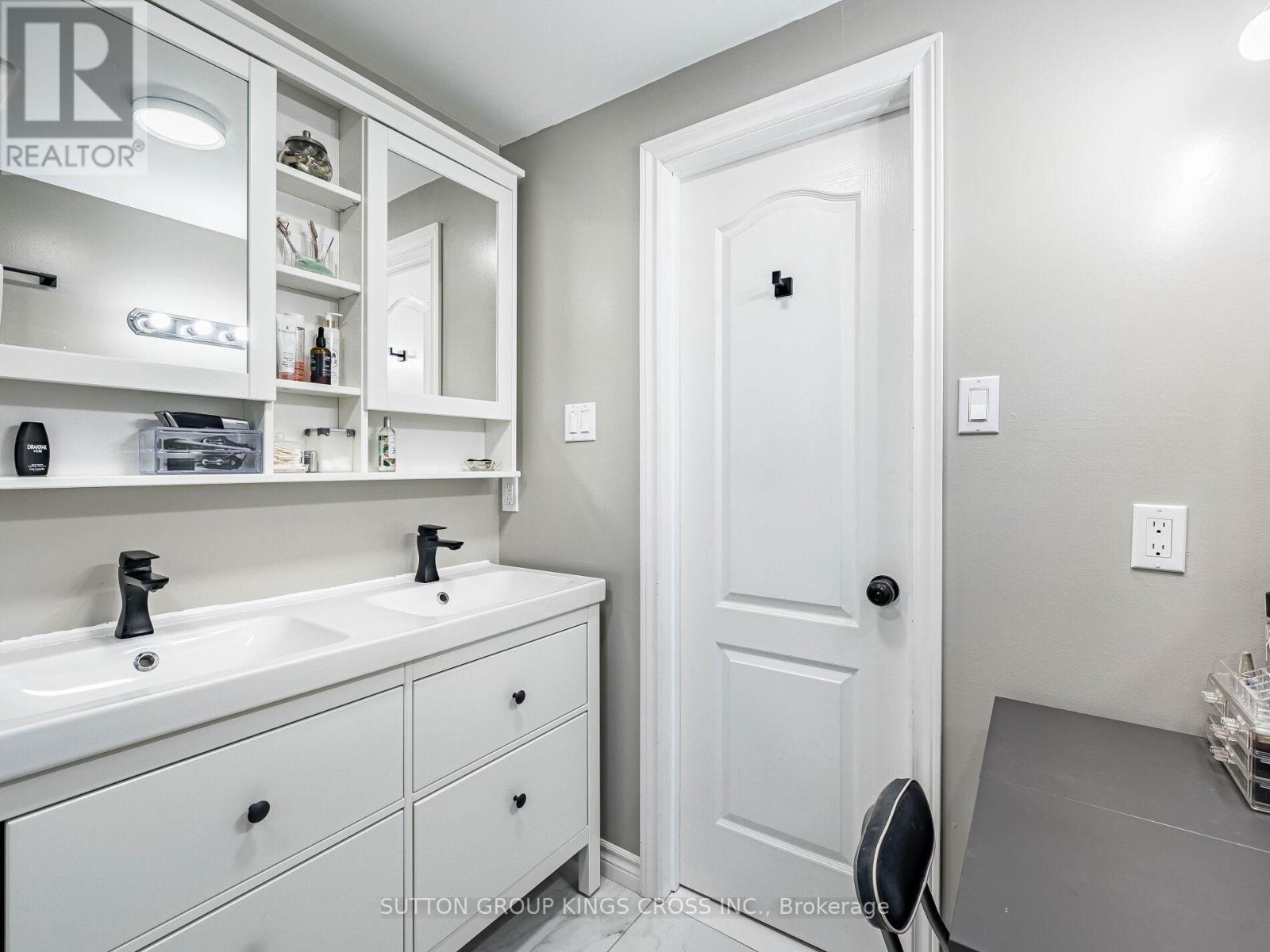 11 Bellefield Crescent, Wellington North, Ontario  N0G 1A0 - Photo 30 - X12810780