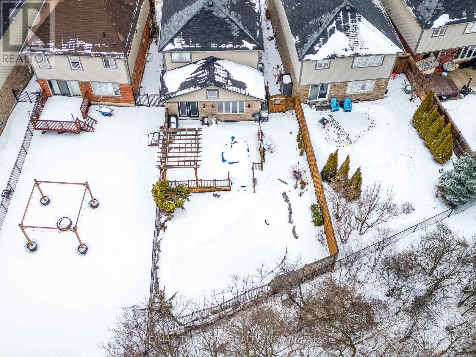 78 Forest Creek Drive, Kitchener, Ontario  N2R 0B5 - Photo 45 - X12810802