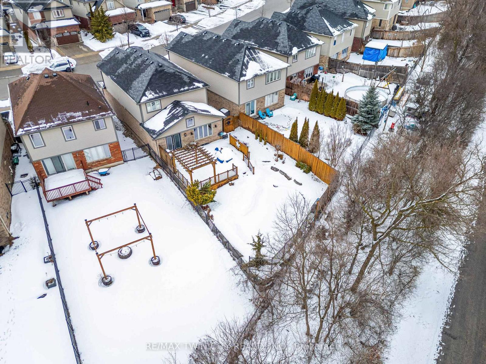 78 Forest Creek Drive, Kitchener, Ontario  N2R 0B5 - Photo 46 - X12810802