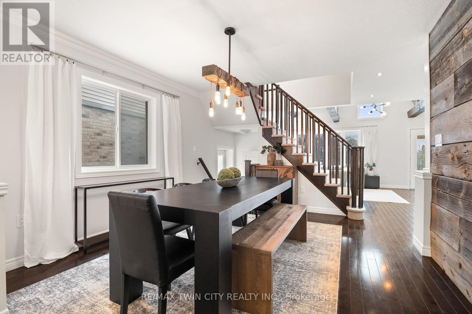 78 Forest Creek Drive, Kitchener, Ontario  N2R 0B5 - Photo 8 - X12810802