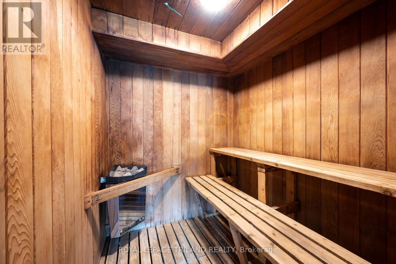 Photo 21 of 30 for 612 - 45 Pond Mills Road