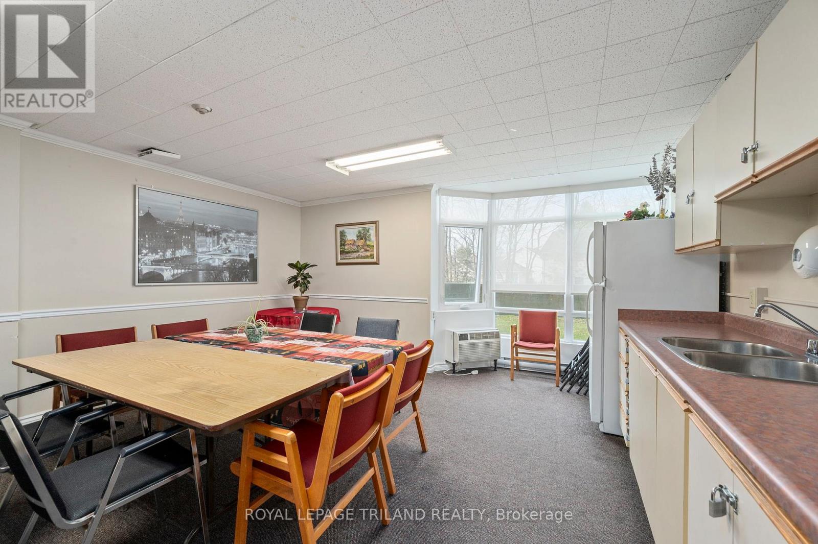 Photo 24 of 30 for 612 - 45 Pond Mills Road