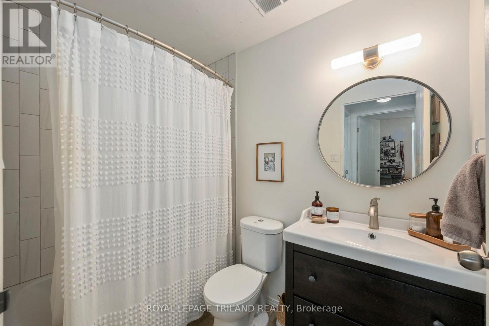 Photo 9 of 30 for 612 - 45 Pond Mills Road