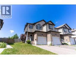 1319 COUNTRYSTONE Drive, Kitchener, Ontario