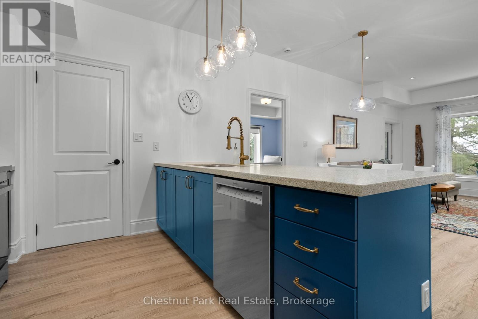 402 - 391b Manitoba Street, Bracebridge, Ontario P1L 0B5 - Photo 8 - X12810834