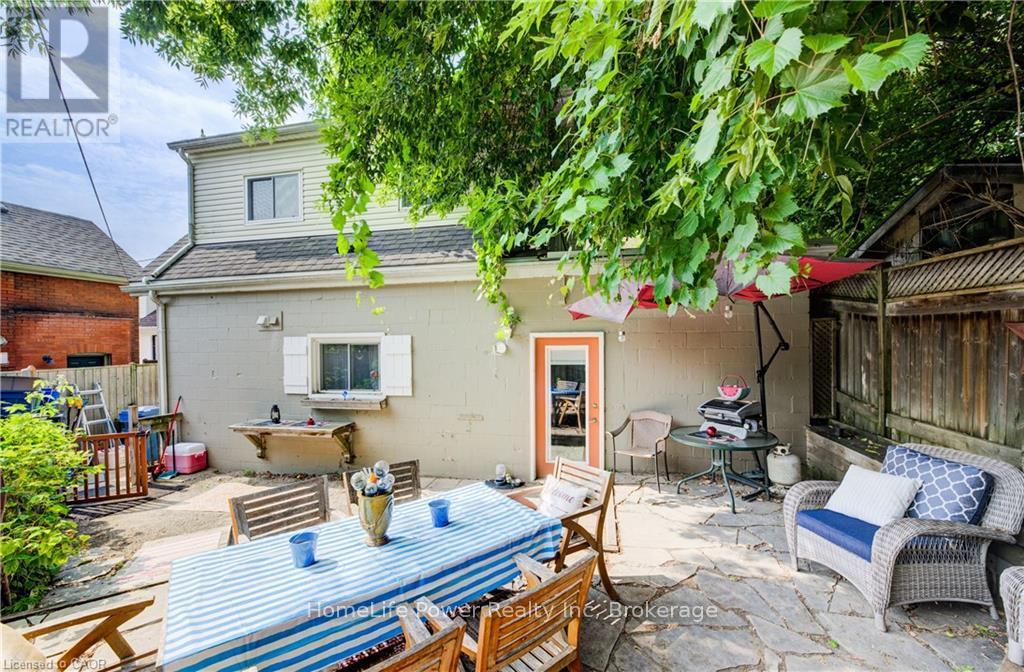 110 Surrey Street E, Guelph (Downtown), Ontario  N1H 3P9 - Photo 18 - X12810868