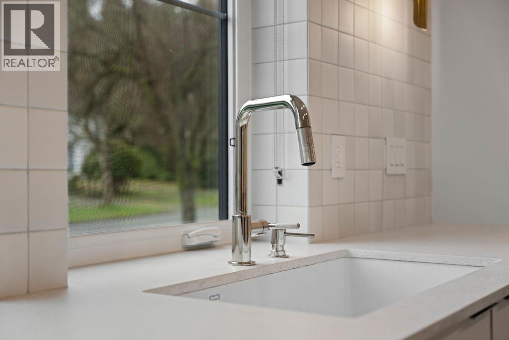 1139 W 33rd Avenue, Vancouver, British Columbia  V6M 1A3 - Photo 10 - R3092135