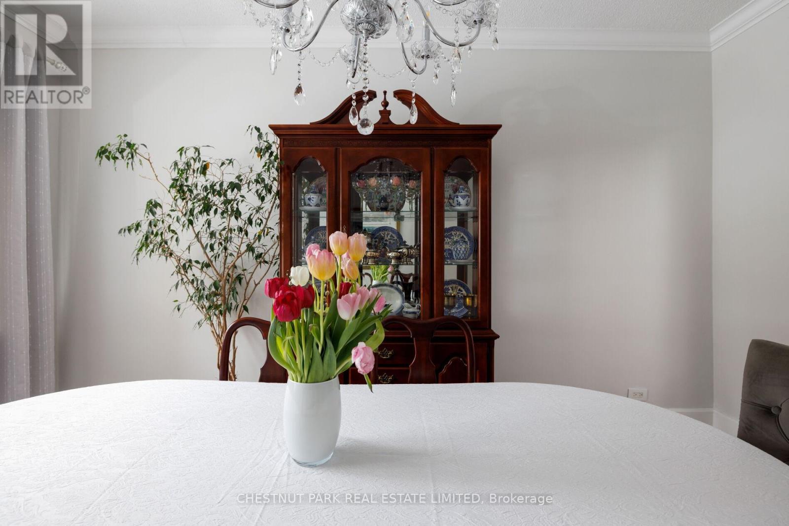 171 Glenholme Avenue, Toronto, Ontario  M6E 3C5 - Photo 12 - C12810836