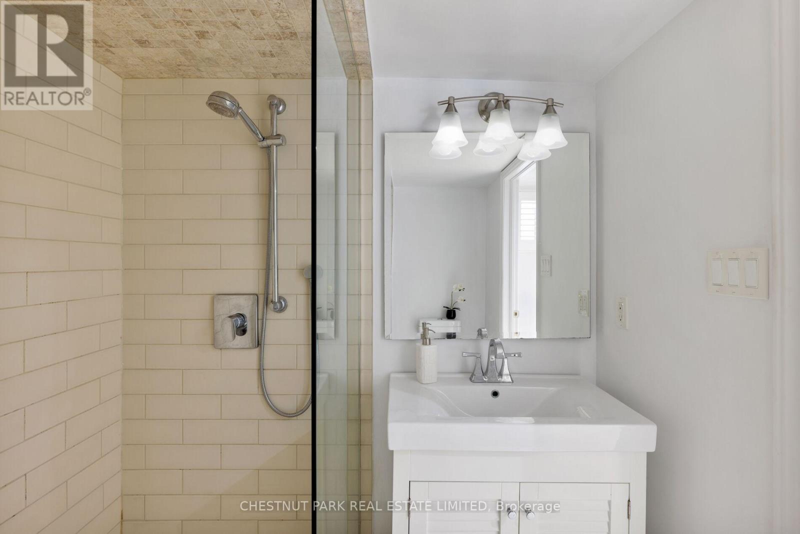 171 Glenholme Avenue, Toronto, Ontario  M6E 3C5 - Photo 36 - C12810836