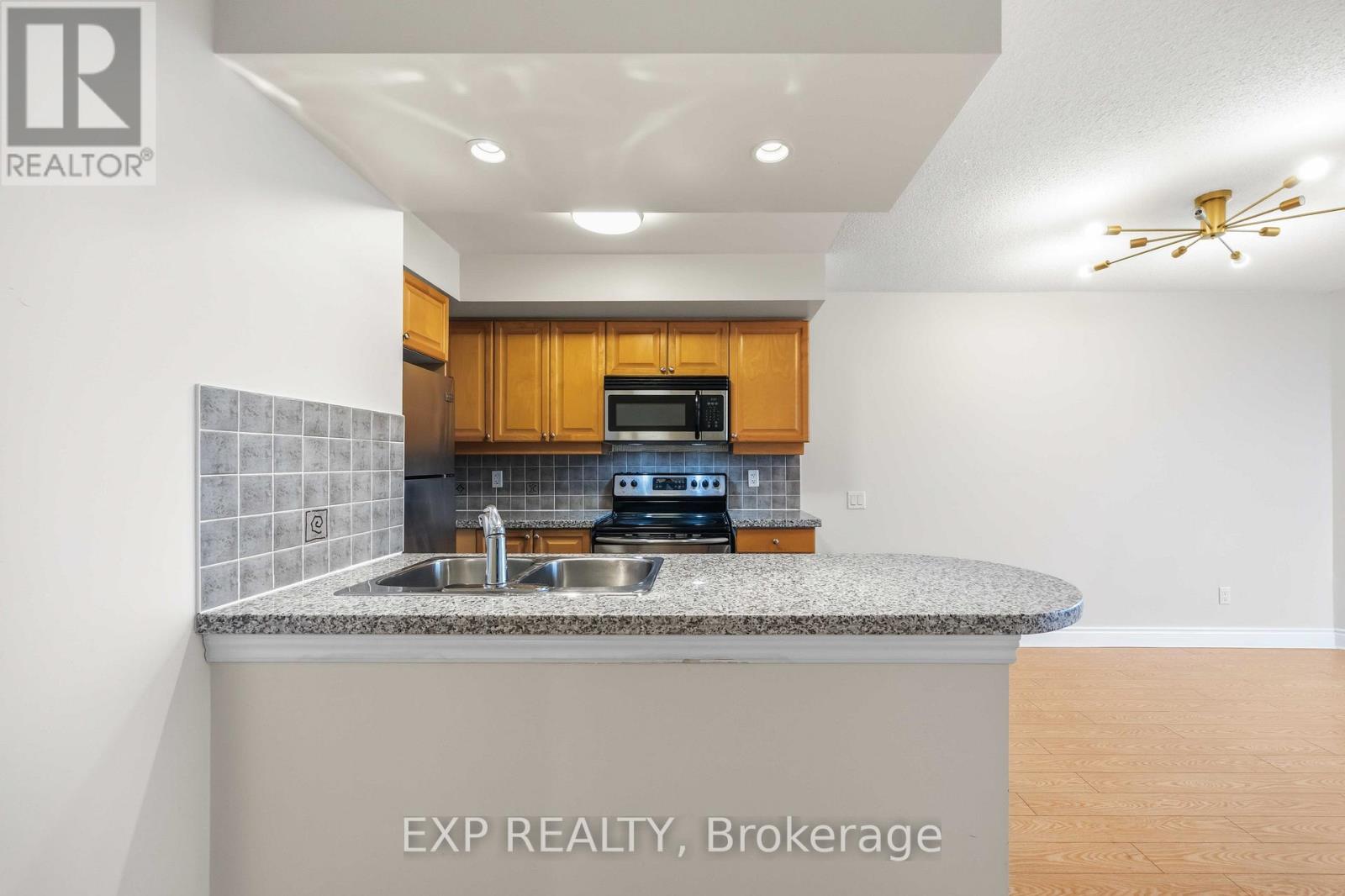 2806 - 10 Northtown Way, Toronto, Ontario  M2N 7L4 - Photo 17 - C12810840