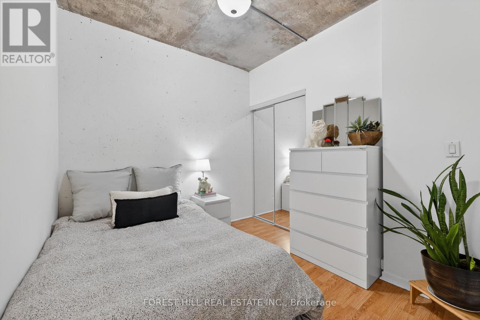 1308 - 150 Sudbury Street, Toronto, Ontario  M6J 3S8 - Photo 17 - C12810858